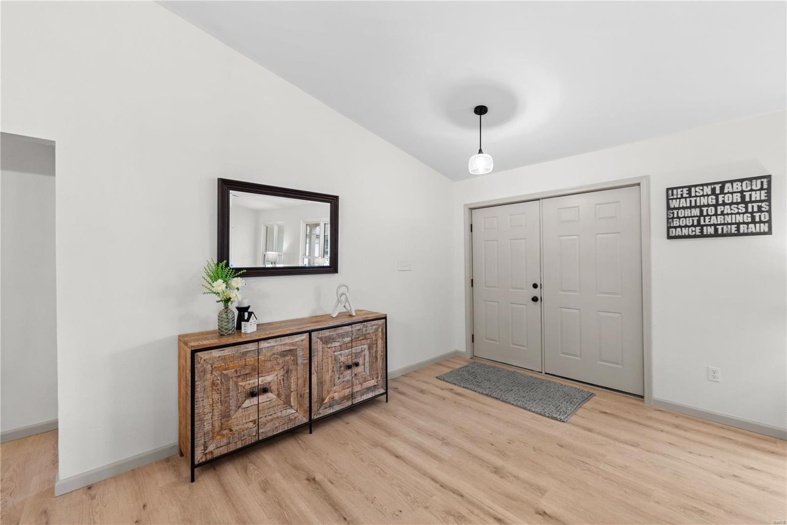 Homes for sale in Saint Peters, MO | 11 Bentbrook Ct, Saint Peters, MO 63376 | MLS# MIS25013328