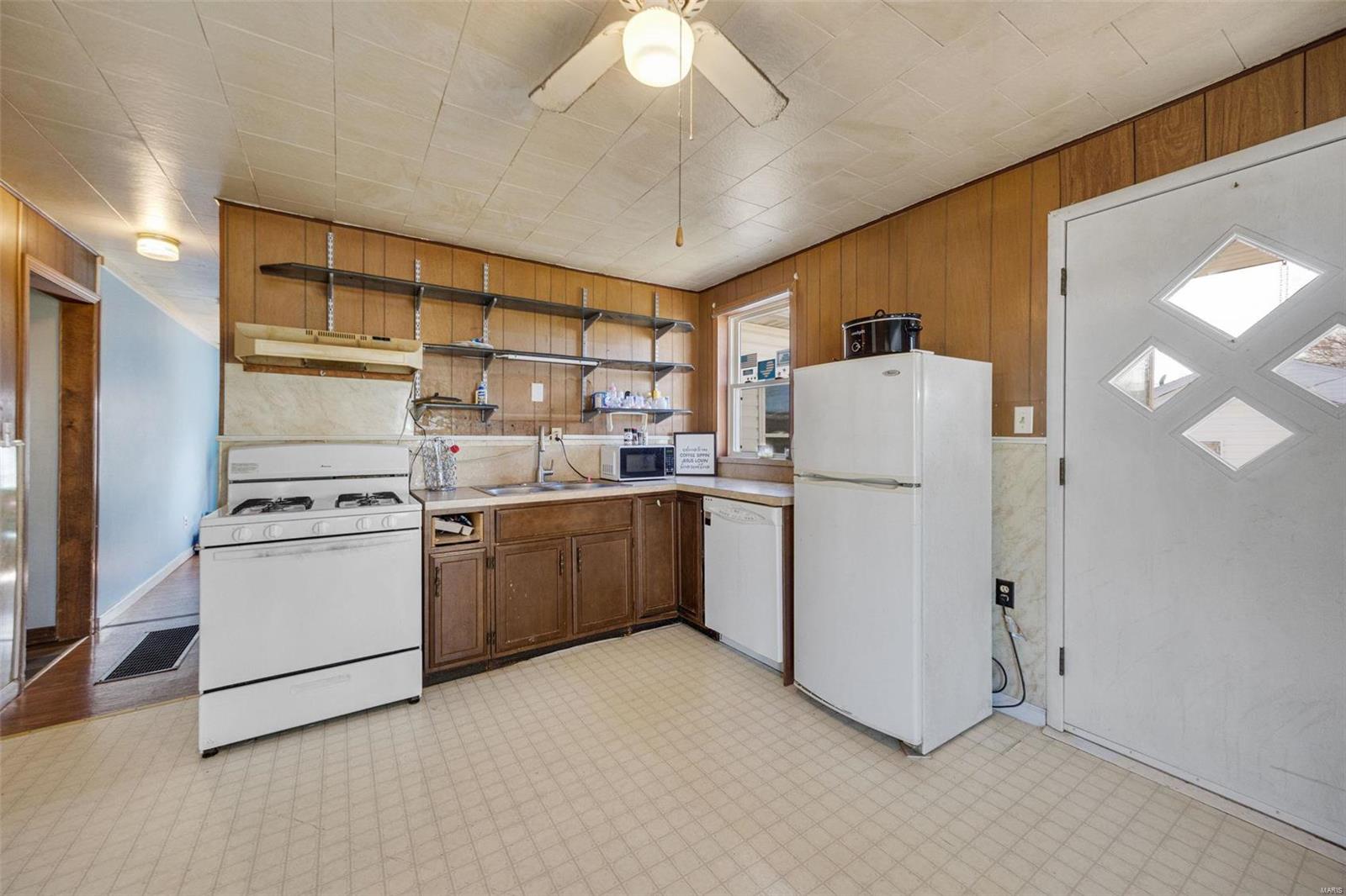 Homes for sale in Potosi, MO | 402 Virginia Ave, Potosi, MO 63664 | MLS# MIS25013559