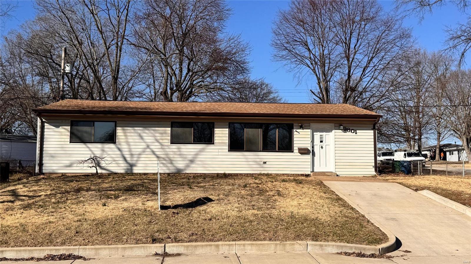 Homes for sale in Saint Louis, MO | 9801 Traverse Ln, Saint Louis, MO 63134 | MLS# MIS25013888