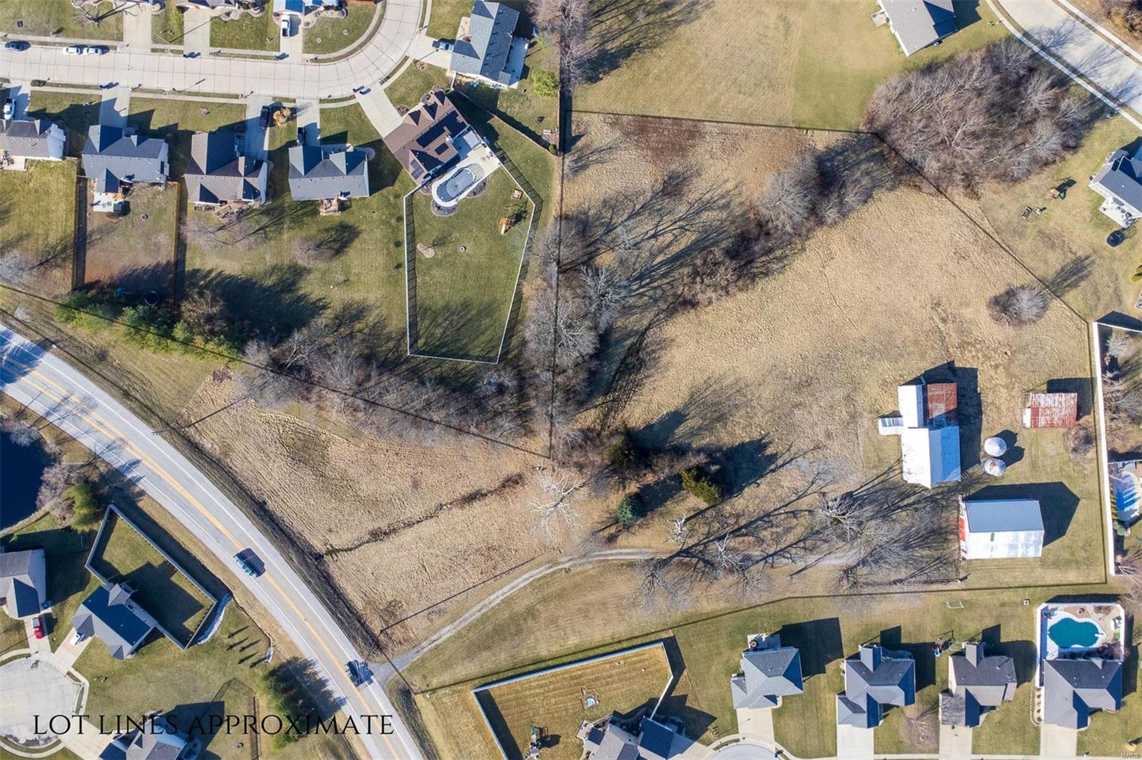 Homes for sale in Troy, IL | 1458 Troy Ofallon Rd, Troy, IL 62294 | MLS# MIS25013899