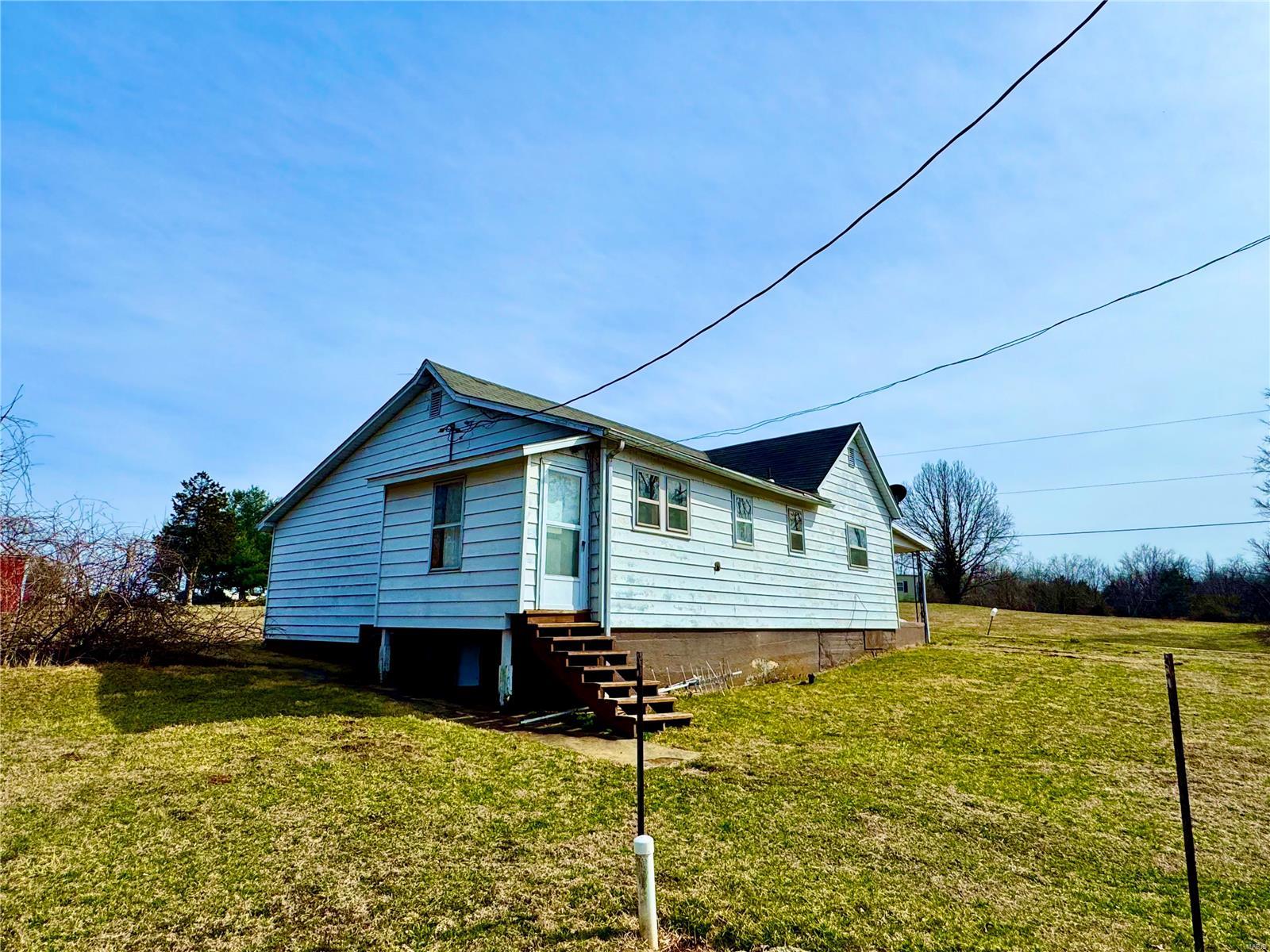 Homes for sale in Farmington, MO | 3661 College Street, Farmington, MO 63640 | MLS# MIS25013961