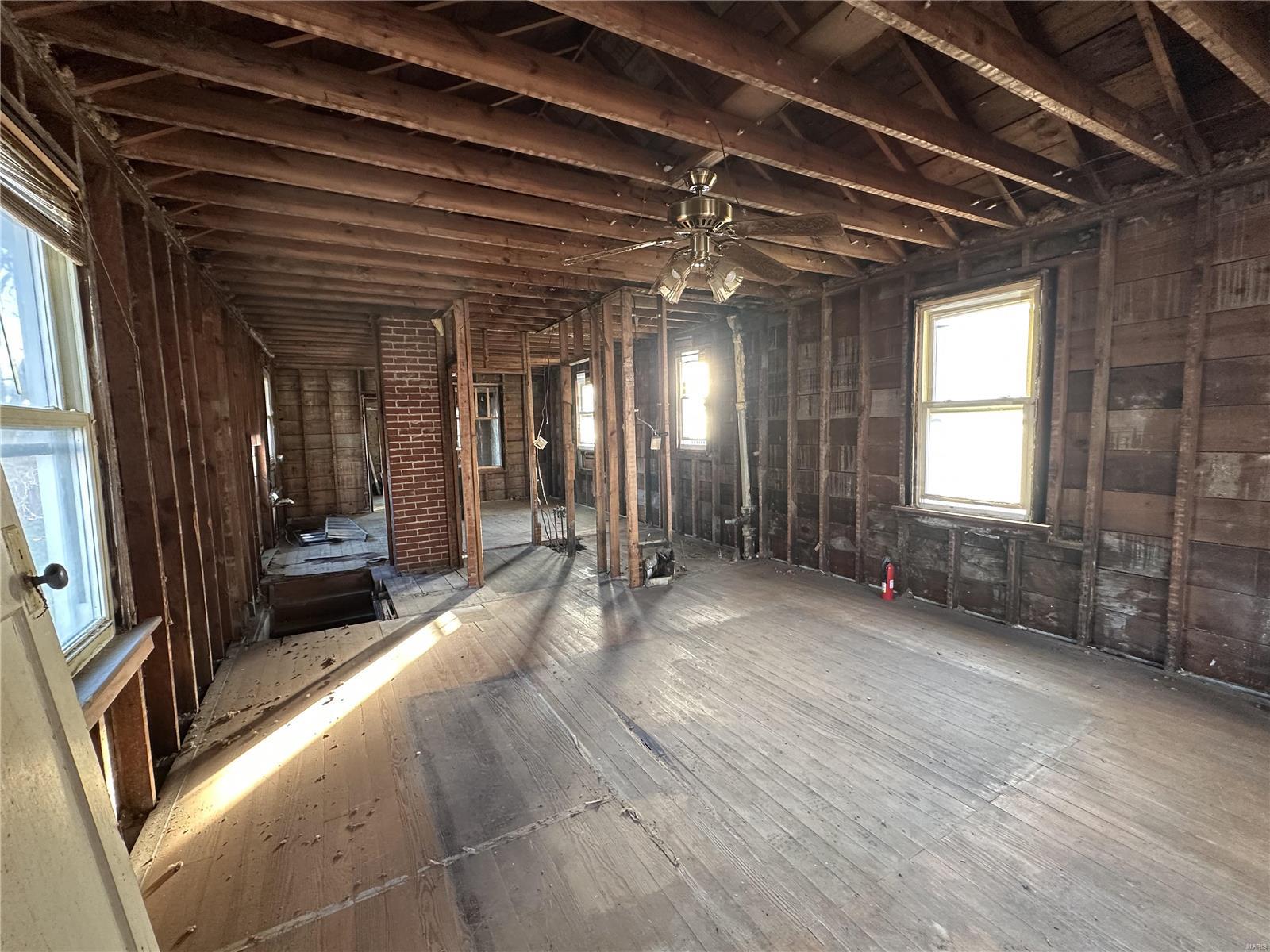 Homes for sale in Saint Louis, MO | 3710 Orient Ave, Saint Louis, MO 63125 | MLS# MIS25013969