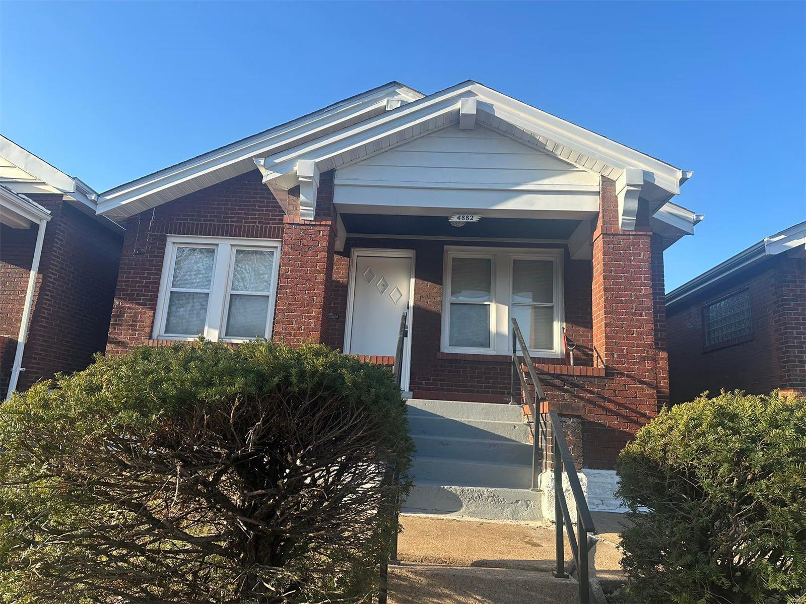 Homes for sale in Saint Louis, MO | 4882 San Francisco Ave, Saint Louis, MO 63115 | MLS# MIS25013996