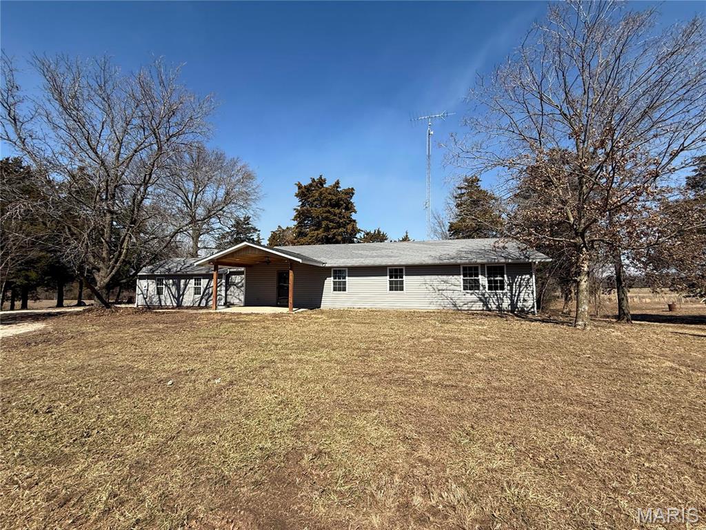 Homes for sale in Wellsville, MO | 221 Hwy Cc, Wellsville, MO 63384 | MLS# MIS25014052