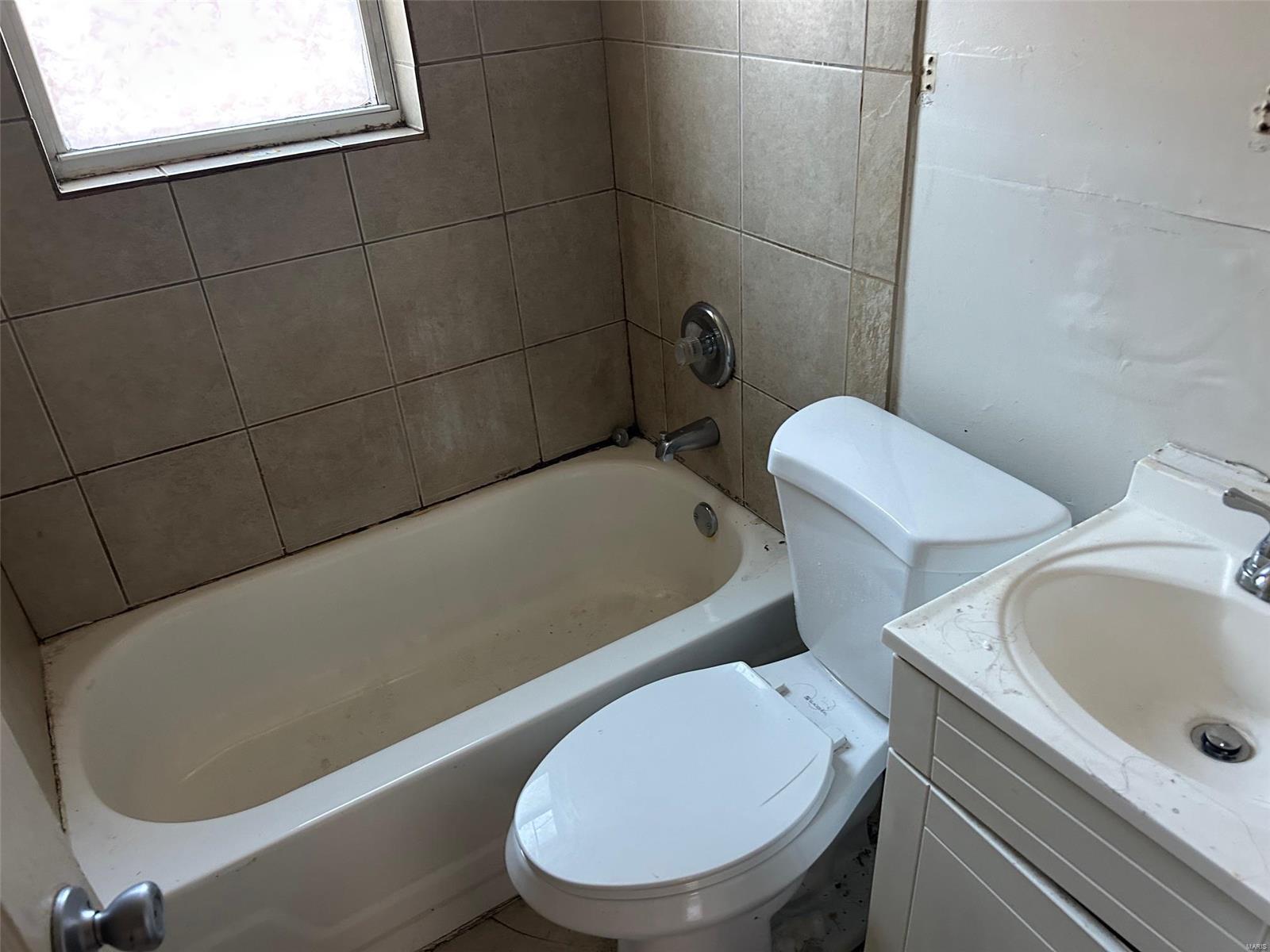 Homes for sale in Saint Louis, MO | 7130 Theodore Ave, Saint Louis, MO 63136 | MLS# MIS25014323