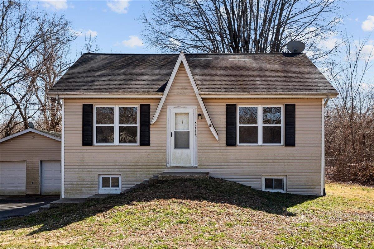 Homes for sale in Fairview Heights, IL | 9916 South Rd, Fairview Heights, IL 62208 | MLS# MIS25014441