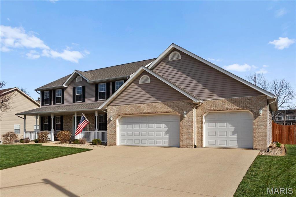 Homes for sale in O'fallon, IL | 354 Dennison Dr, O'fallon, IL 62269 | MLS# MIS25015876