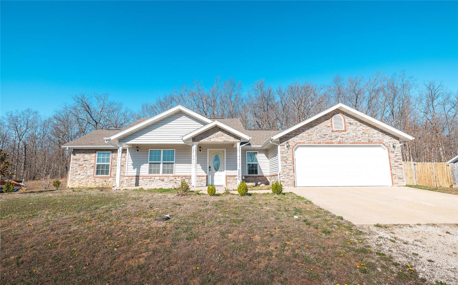 Homes for sale in Saint Robert, MO | 20995 Hideaway Ln, Saint Robert, MO 65584 | MLS# MIS25016097