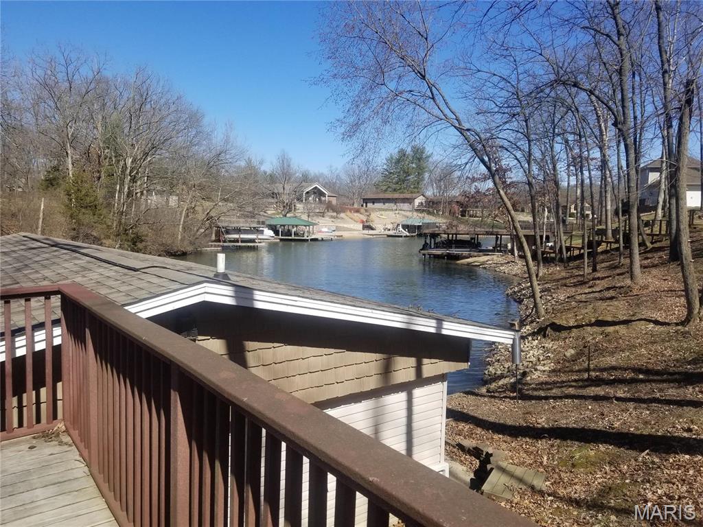 Homes for sale in Effingham, IL | 8774 E Chinquapin Ave E, Effingham, IL 62401 | MLS# MIS25016147