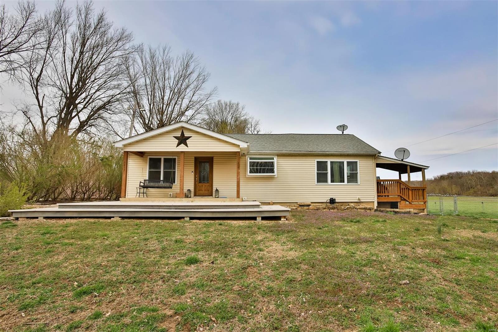 Homes for sale in Lonedell, MO | 5457 Oak Grove Church Rd, Lonedell, MO 63060 | MLS# MIS25017922