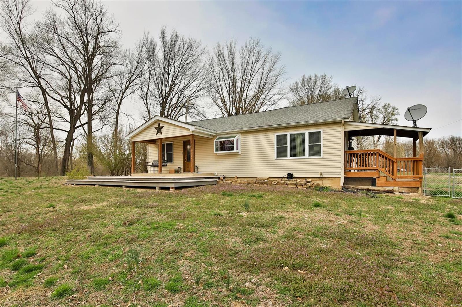 Homes for sale in Lonedell, MO | 5457 Oak Grove Church Rd, Lonedell, MO 63060 | MLS# MIS25017922