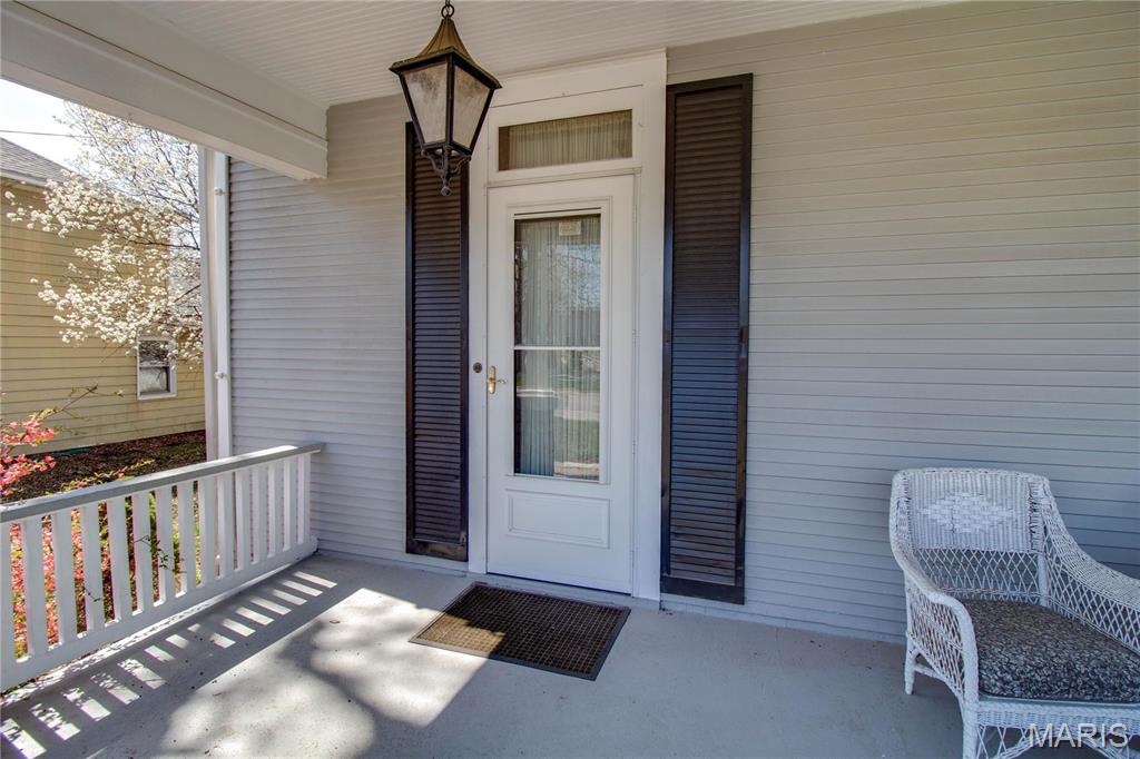 Homes for sale in Jerseyville, IL | 502 N State St, Jerseyville, IL 62052 | MLS# MIS25018956