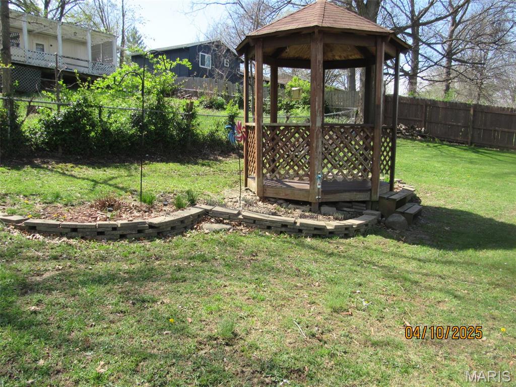 Homes for sale in Troy, MO | 808 Sommerset Dr, Troy, MO 63379 | MLS# MIS25022627