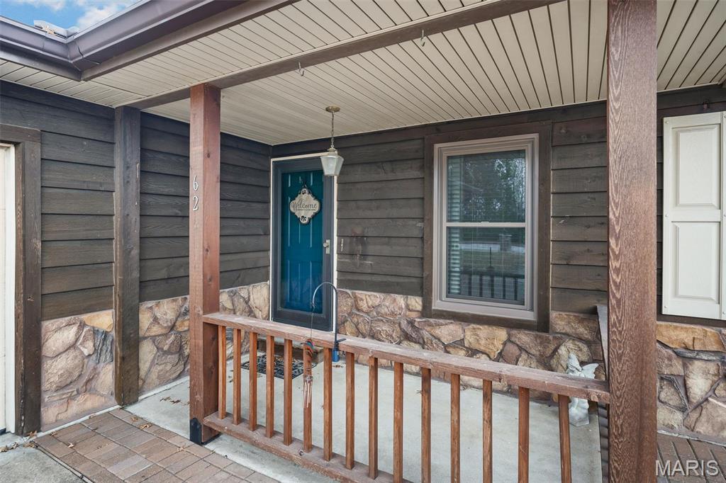 Homes for sale in Lake Saint Louis, MO | 62 Freymuth Rd, Lake Saint Louis, MO 63367 | MLS# MIS25022660