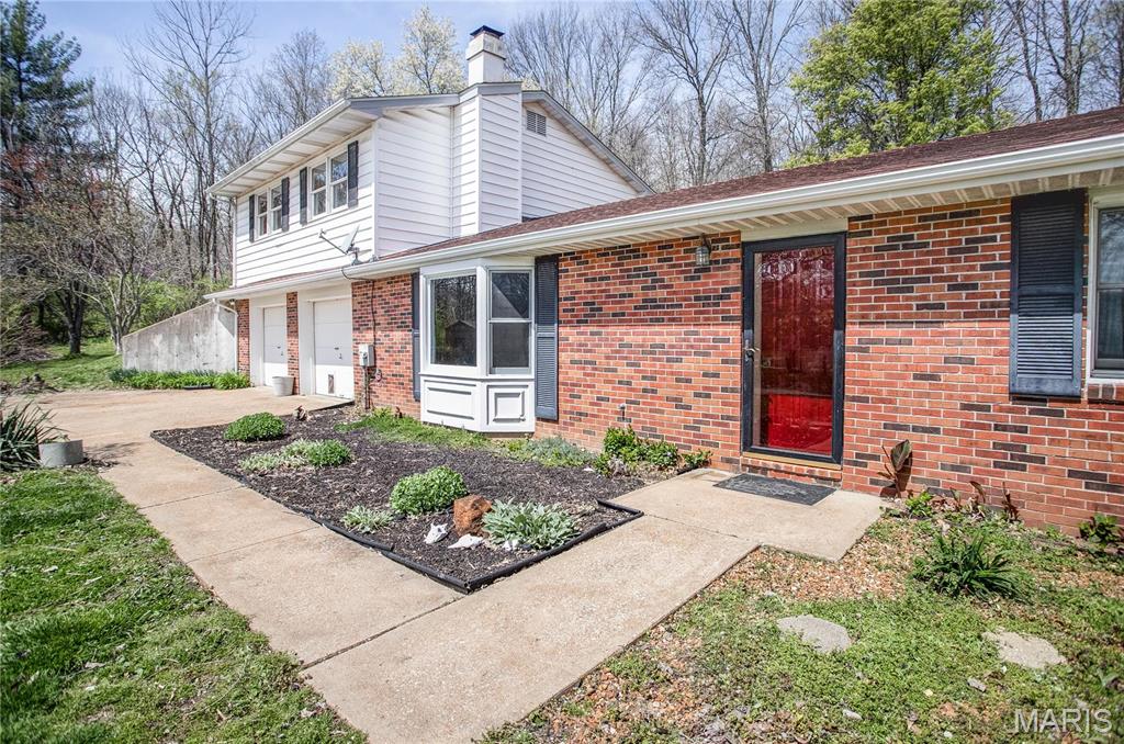 Homes for sale in Dow, IL | 26152 Beltrees Road, Dow, IL 62022 | MLS# MIS25022818