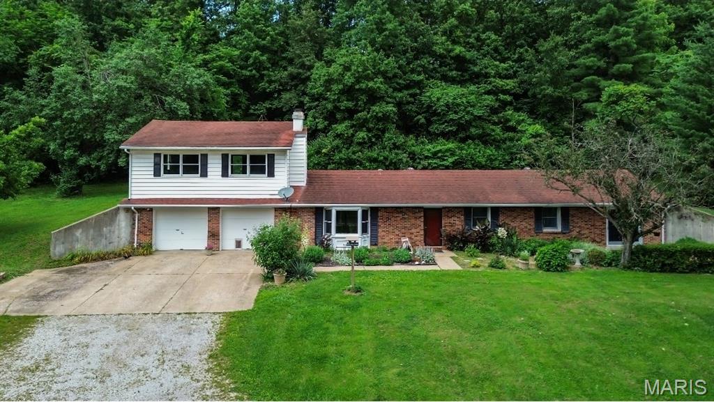 Homes for sale in Dow, IL | 26152 Beltrees Road, Dow, IL 62022 | MLS# MIS25022818