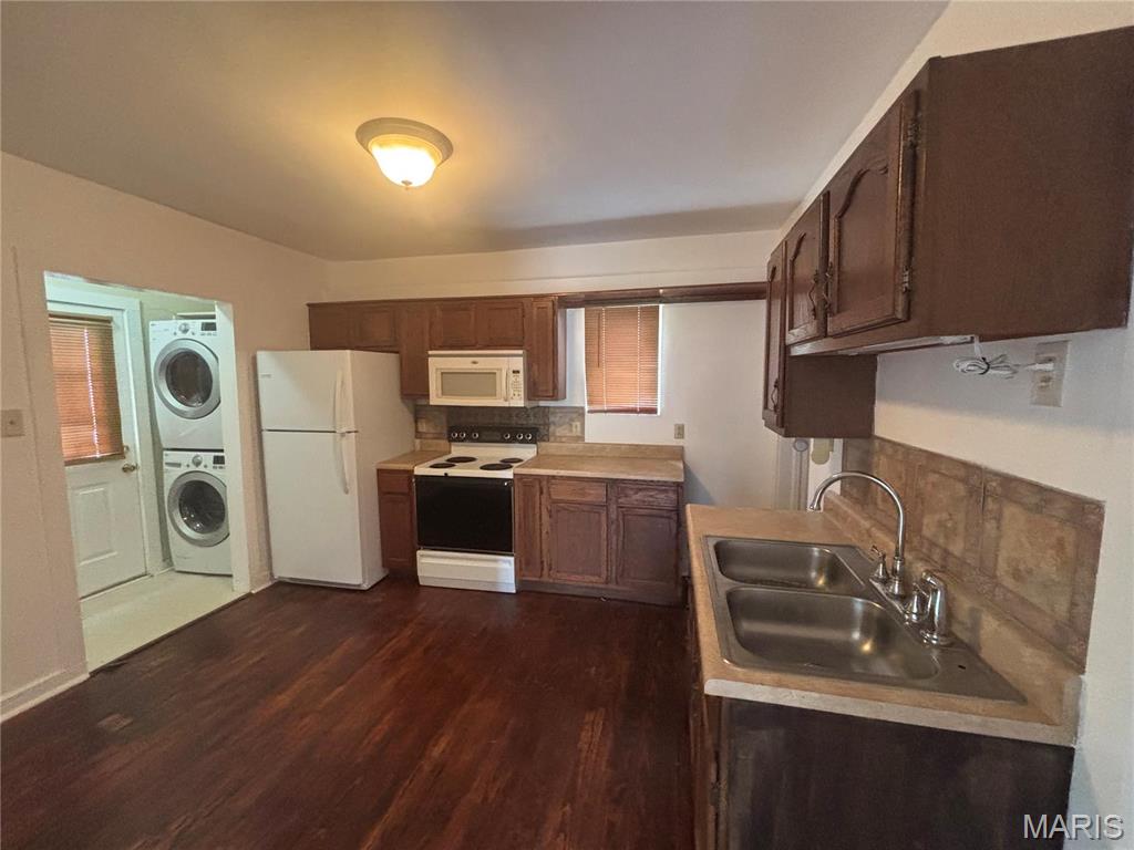 Homes for sale in Jerseyville, IL | 500 W Exchange St, Jerseyville, IL 62052 | MLS# MIS25022893