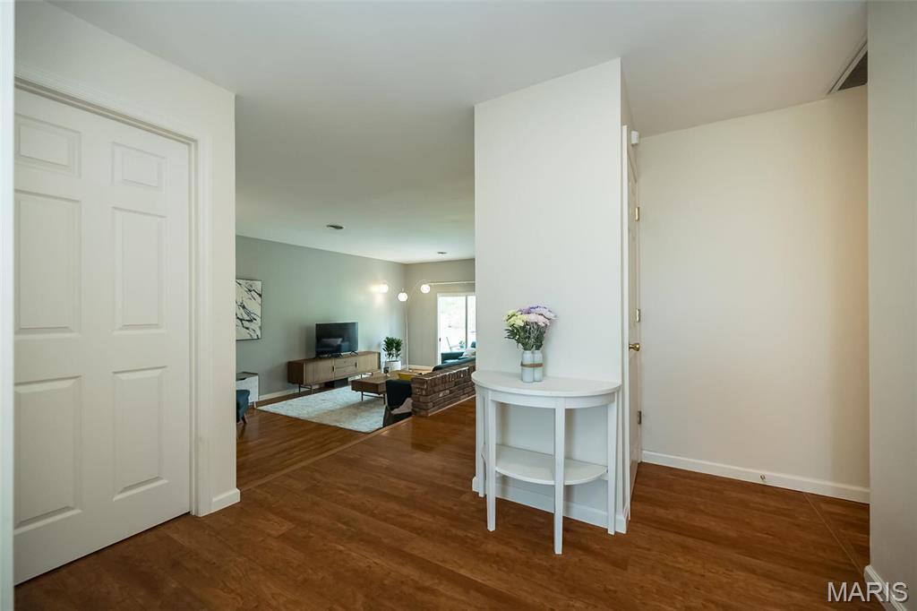 Homes for sale in Ballwin, MO | 11 Steeple Hill Ln, Ballwin, MO 63011 | MLS# MIS25024091