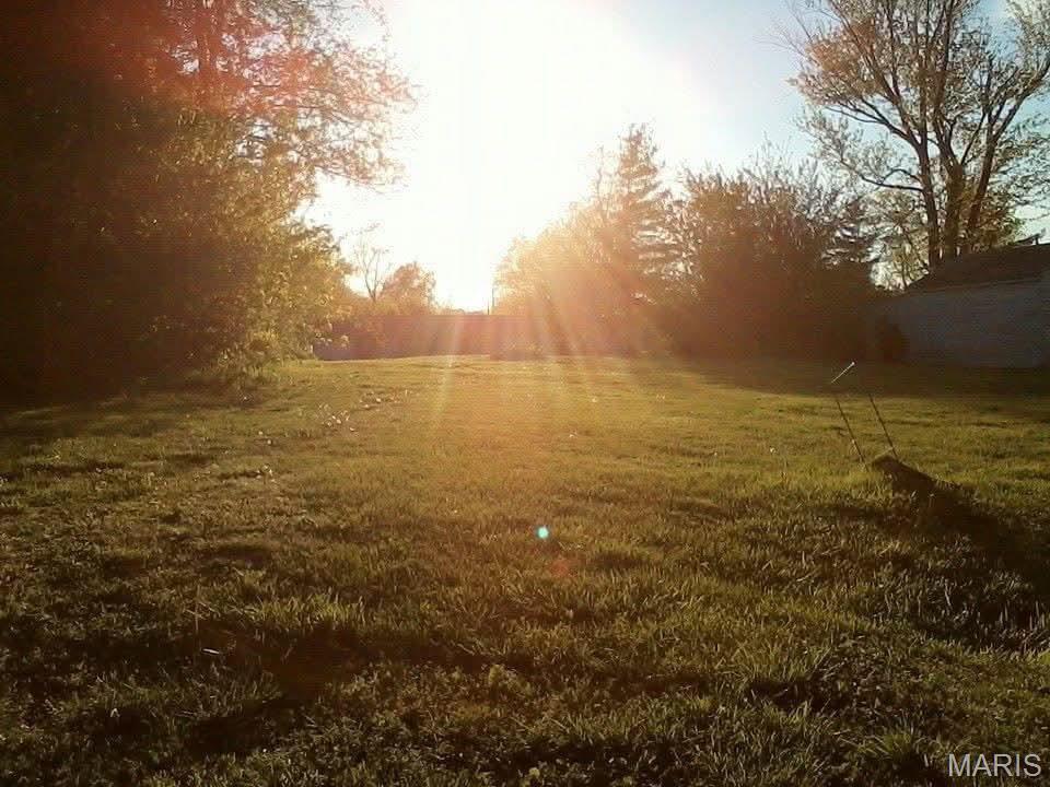 Homes for sale in Jerseyville, IL | 704 High Street, Jerseyville, IL 62052 | MLS# MIS25024568