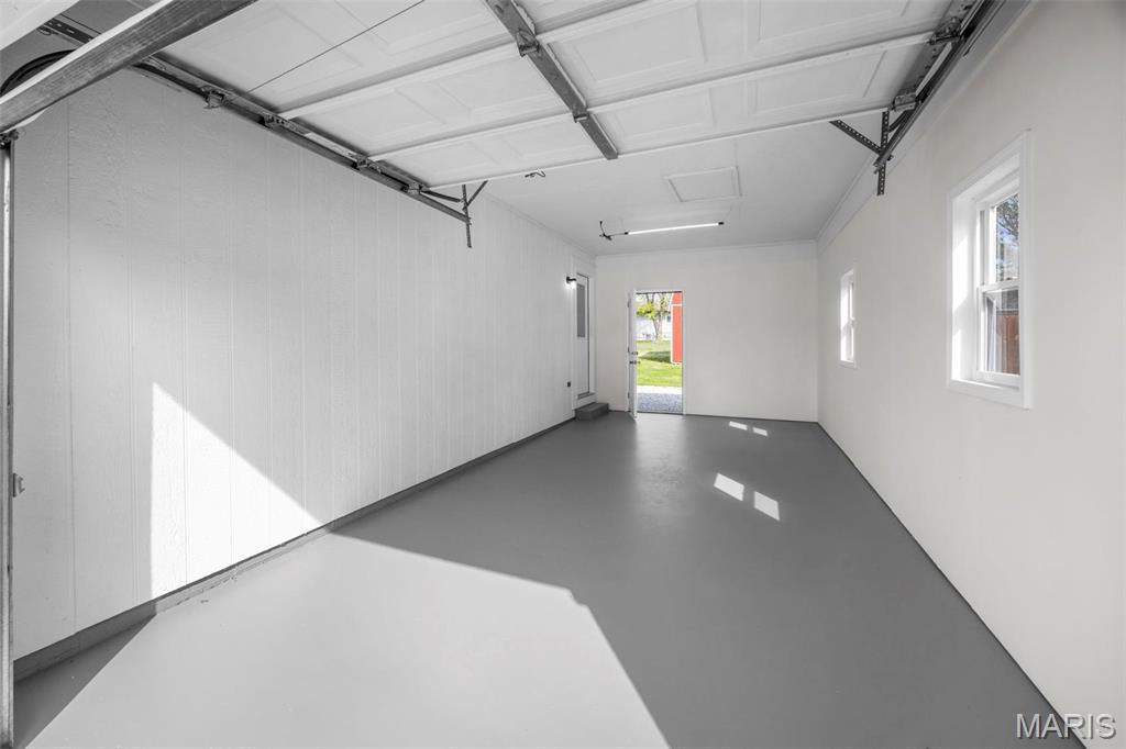 Homes for sale in Troy, MO | 915 Countryside Dr, Troy, MO 63379 | MLS# MIS25024994