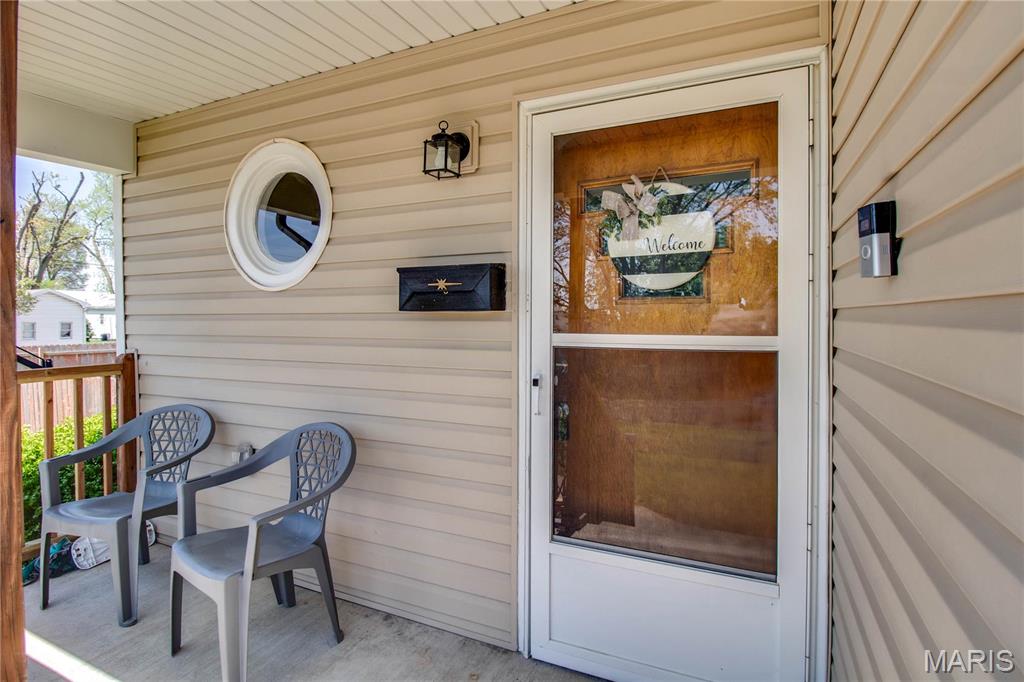 Homes for sale in Jerseyville, IL | 513 E Arch St, Jerseyville, IL 62052 | MLS# MIS25025114