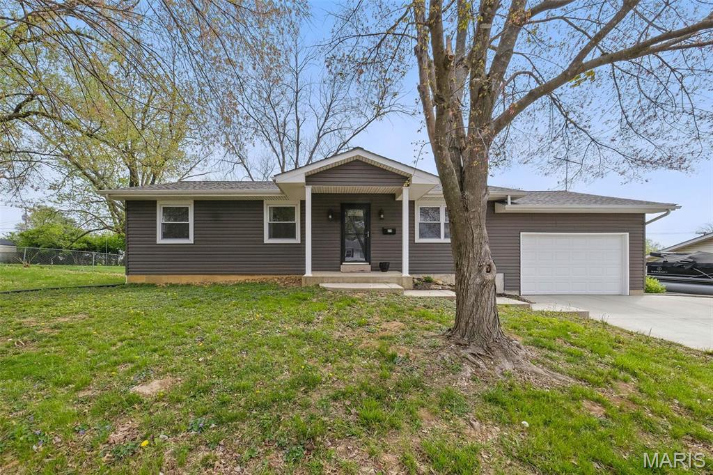 Homes for sale in Troy, MO | 214 Kuhne Blvd, Troy, MO 63379 | MLS# MIS25025137