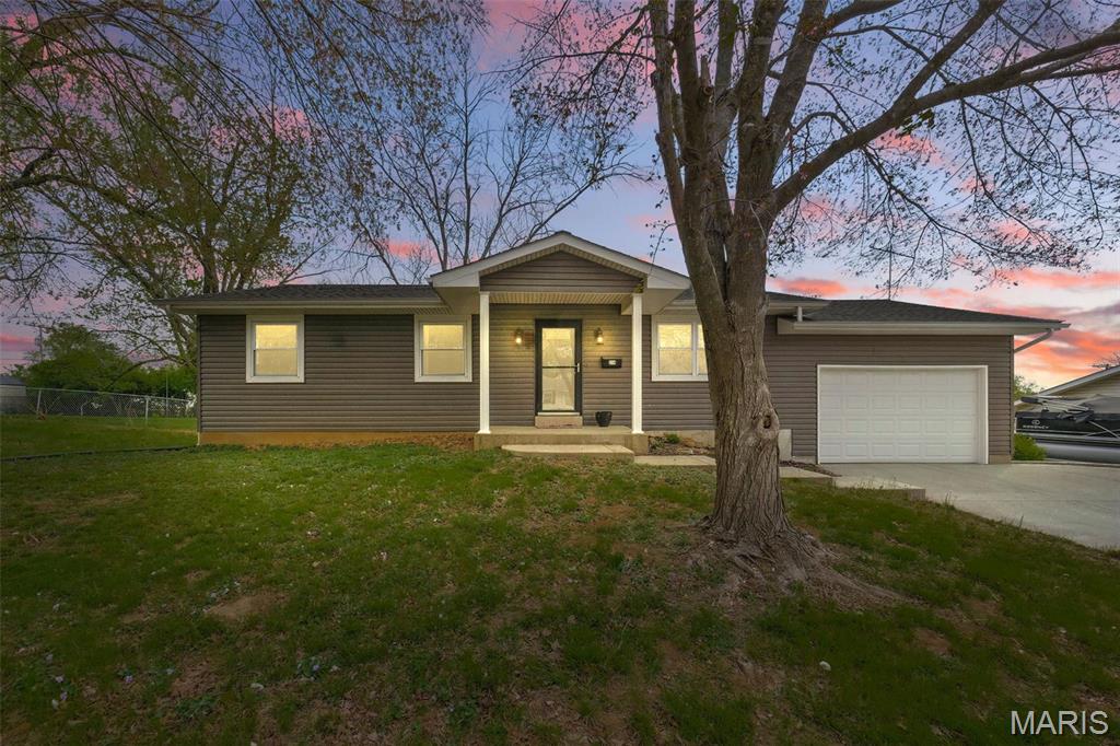 Homes for sale in Troy, MO | 214 Kuhne Blvd, Troy, MO 63379 | MLS# MIS25025137