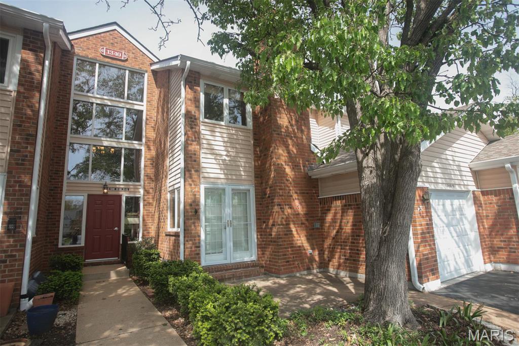 Homes for sale in Ballwin, MO | 1340 Holgate Dr #F2, Ballwin, MO 63021 | MLS# MIS25025355