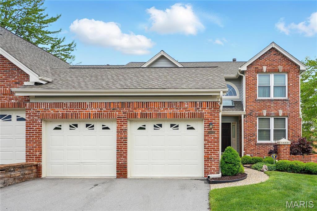 Homes for sale in Chesterfield, MO | 14021 Woods Mill Cove Dr, Chesterfield, MO 63017 | MLS# MIS25025658