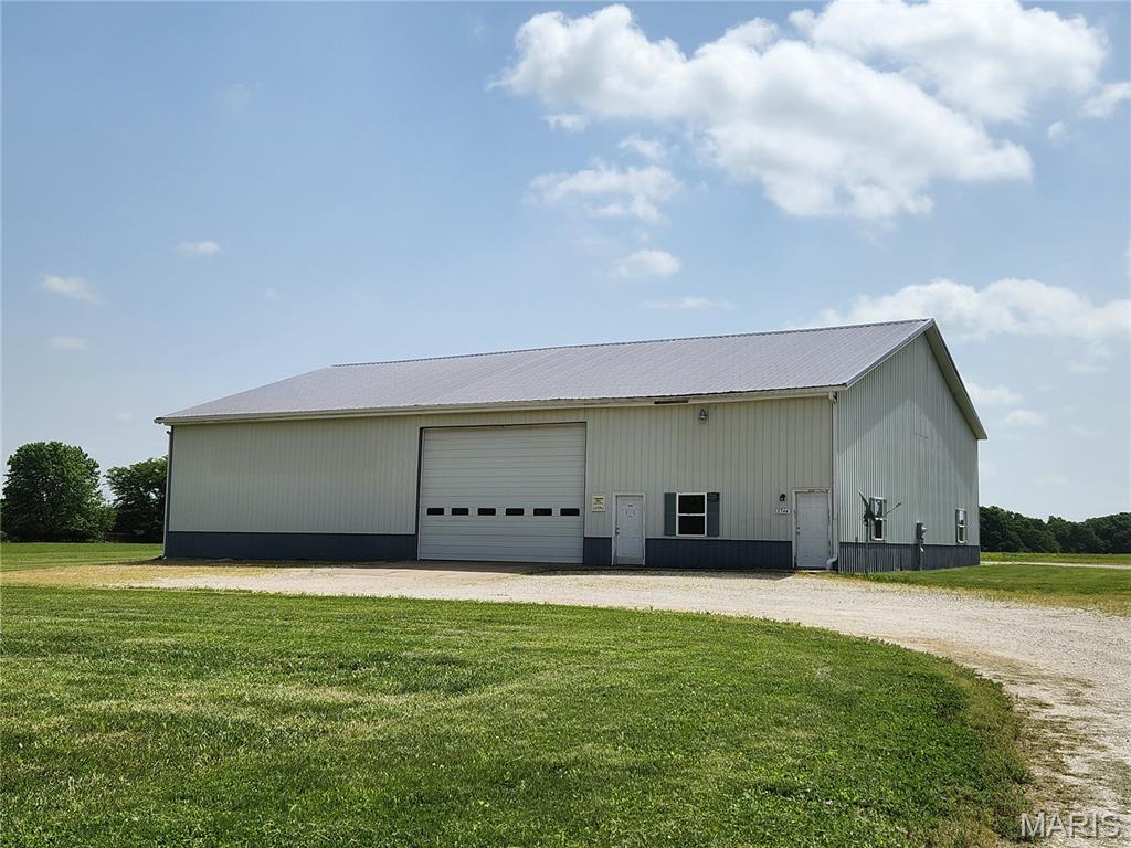 Homes for sale in Troy, MO | 2744 N Us Hwy 61, Troy, MO 63379 | MLS# MIS25026766