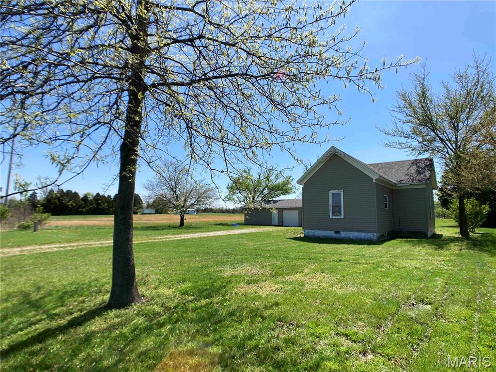 Homes for sale in High Hill, MO | 898 Tree Farm Road, High Hill, MO 63350 | MLS# MIS25026896