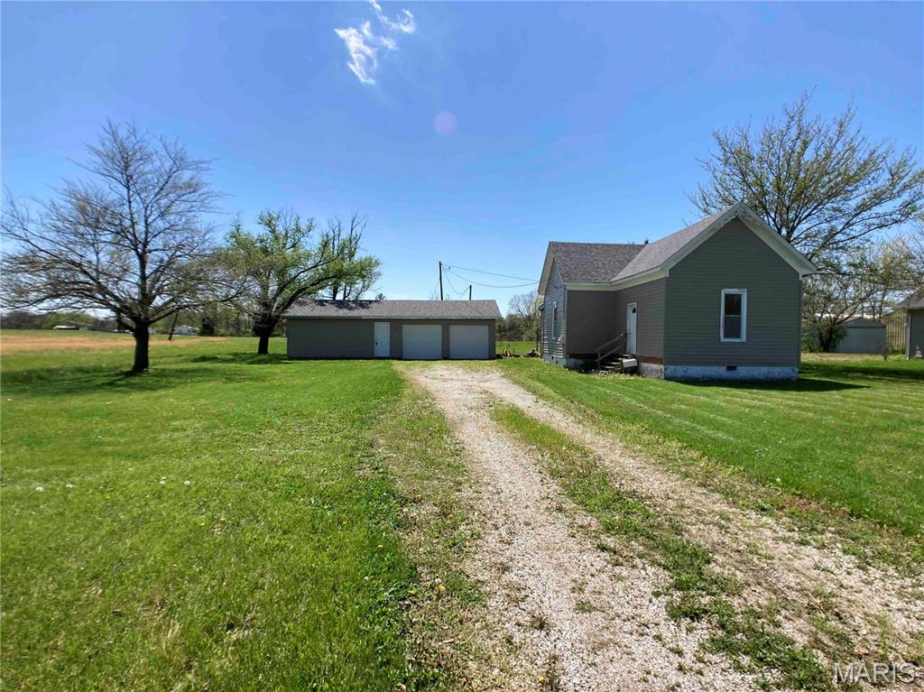Homes for sale in High Hill, MO | 898 Tree Farm Road, High Hill, MO 63350 | MLS# MIS25026896
