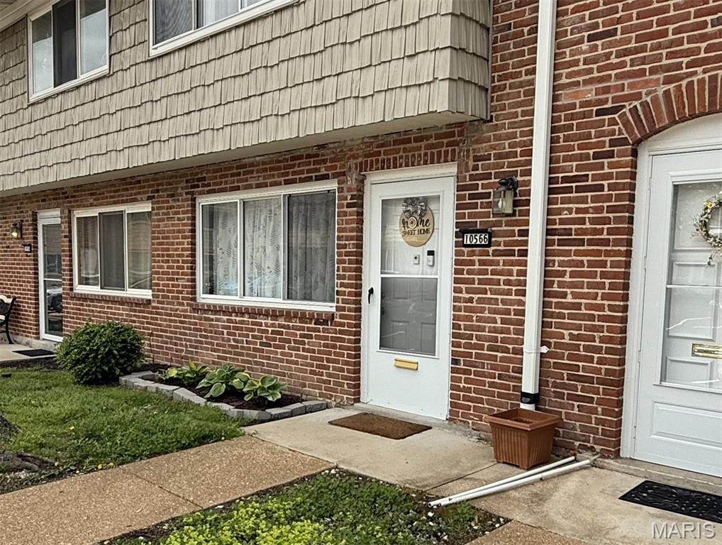 Homes for sale in Saint Louis, MO | 10566 Carroll Wood Wy, Saint Louis, MO 63128 | MLS# MIS25027535