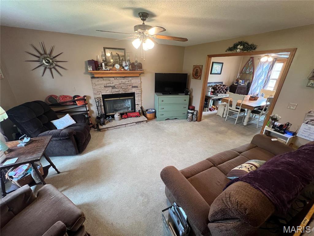 Homes for sale in Hannibal, MO | 7070 Goldenrod Rd, Hannibal, MO 63401 | MLS# MIS25028059