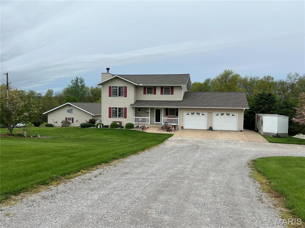 Homes for sale in Hannibal, MO | 7070 Goldenrod Rd, Hannibal, MO 63401 | MLS# MIS25028059