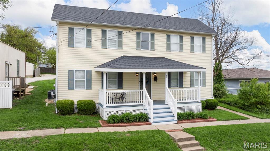 Homes for sale in Troy, MO | 621 E College St, Troy, MO 63379 | MLS# MIS25028138