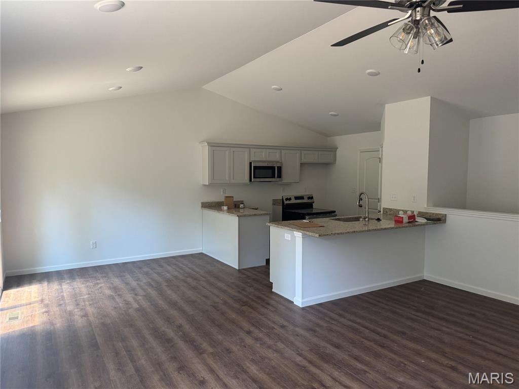 Homes for sale in Foristell, MO | 31898 Red Cedar Ct, Foristell, MO 63348 | MLS# MIS25028244