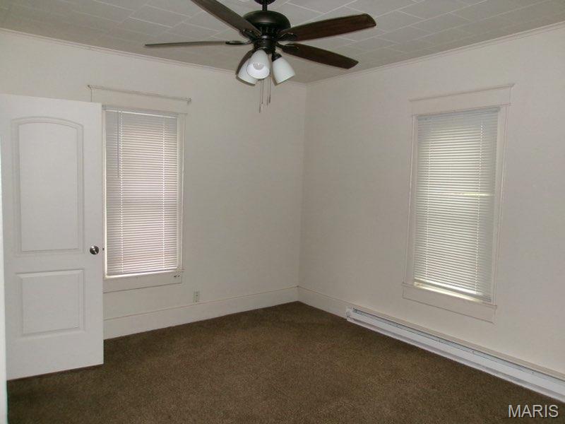 Homes for sale in Elsberry, MO | 202 N Third St, Elsberry, MO 63343 | MLS# MIS25028621