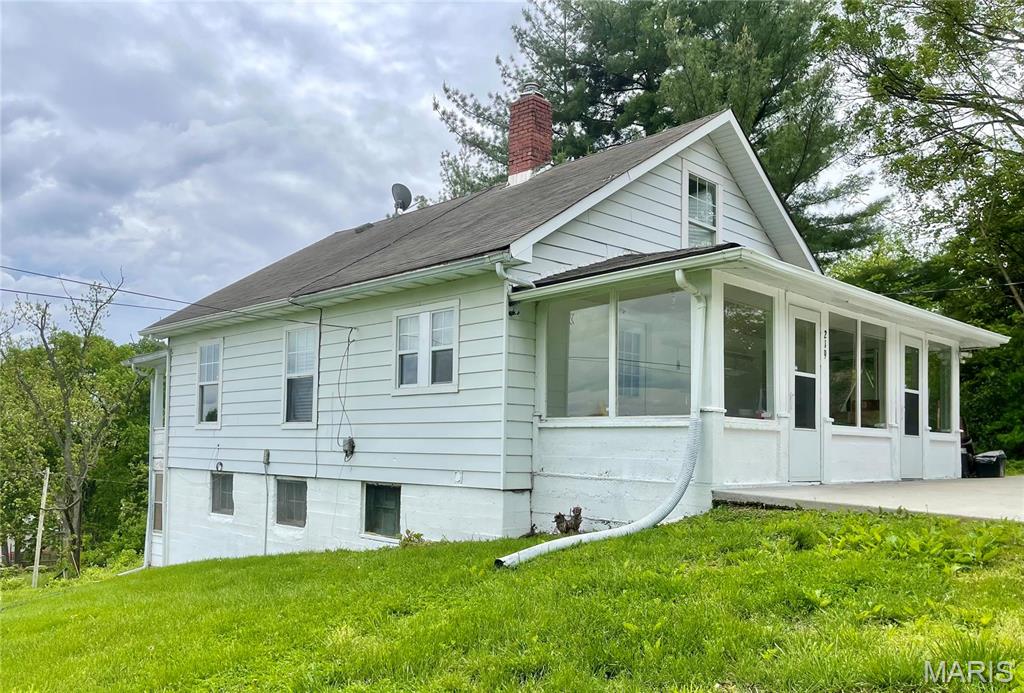 Homes for sale in Winfield, MO | 219 2Nd St, Winfield, MO 63389 | MLS# MIS25030068