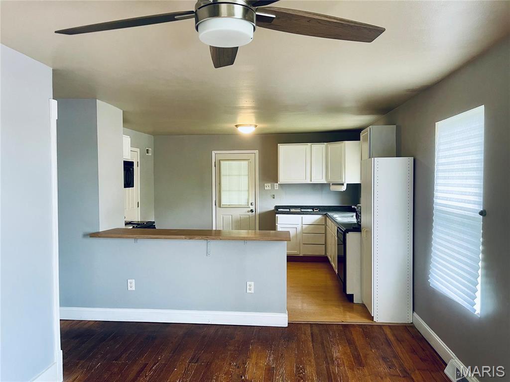 Homes for sale in Winfield, MO | 219 2Nd St, Winfield, MO 63389 | MLS# MIS25030068