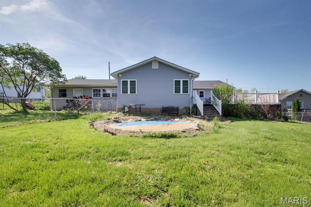 Homes for sale in Hannibal, MO | 2208 Pleasant St, Hannibal, MO 63401 | MLS# MIS25031169