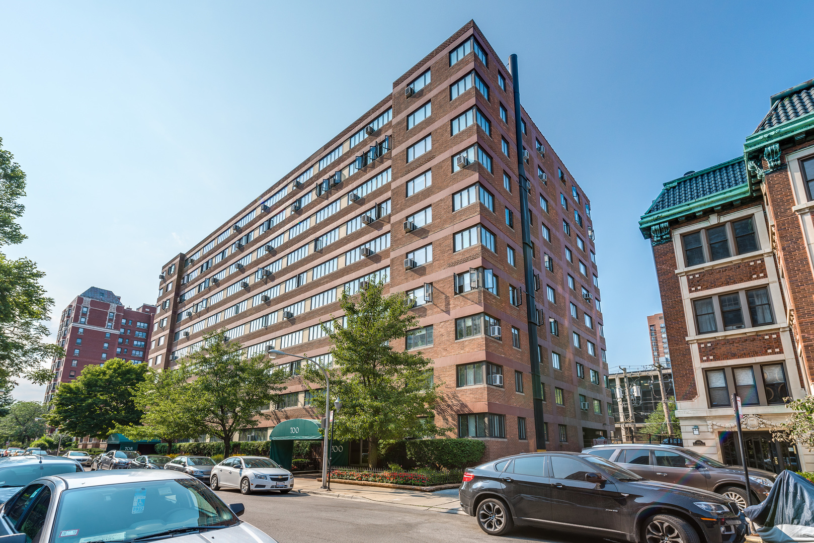 1st image of 700 W Bittersweet Pl #806, Chicago, IL 60613 | MLS# 10053461