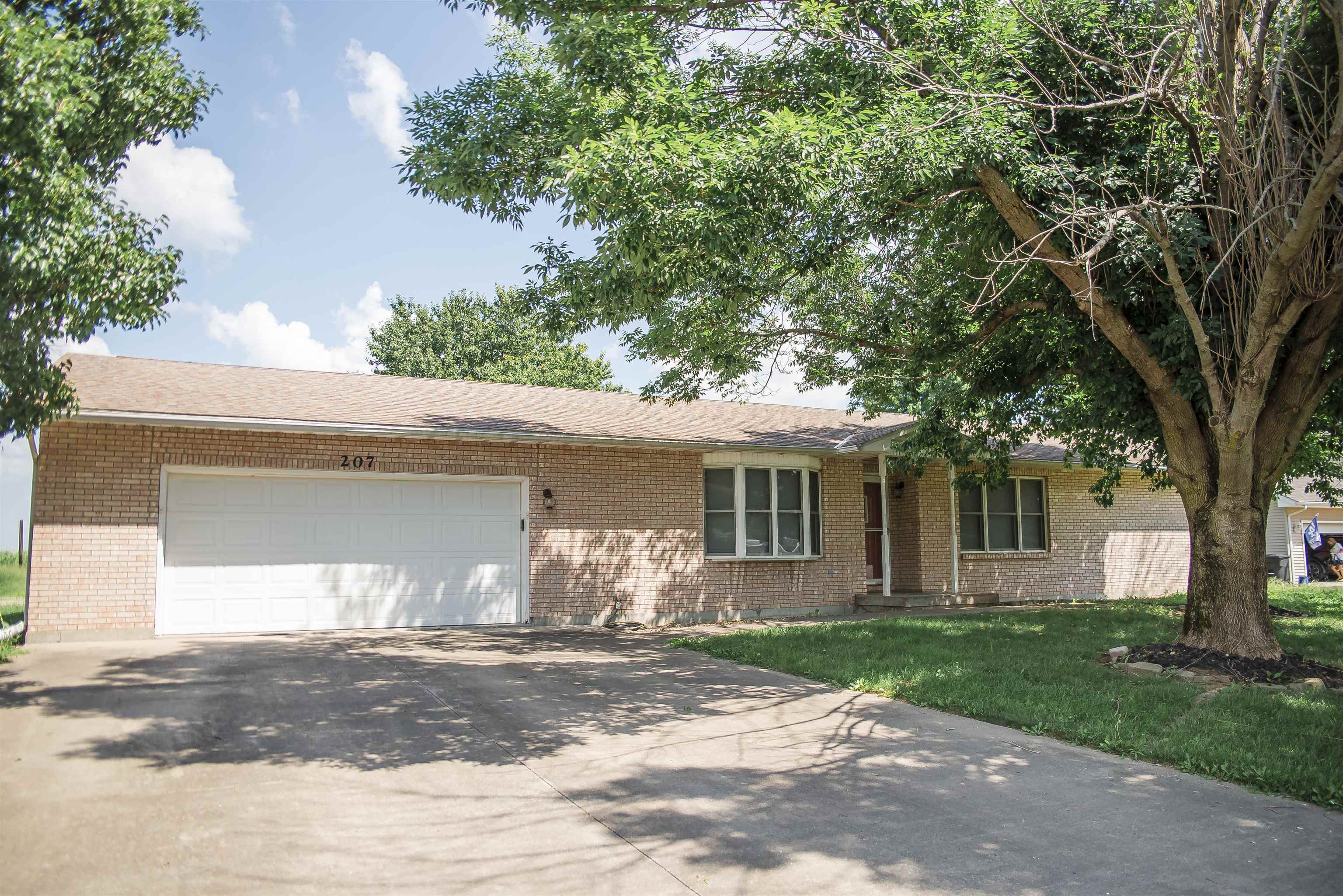 1st image of 207 Ash St, Ursa, IL 62376 | MLS# 100539067