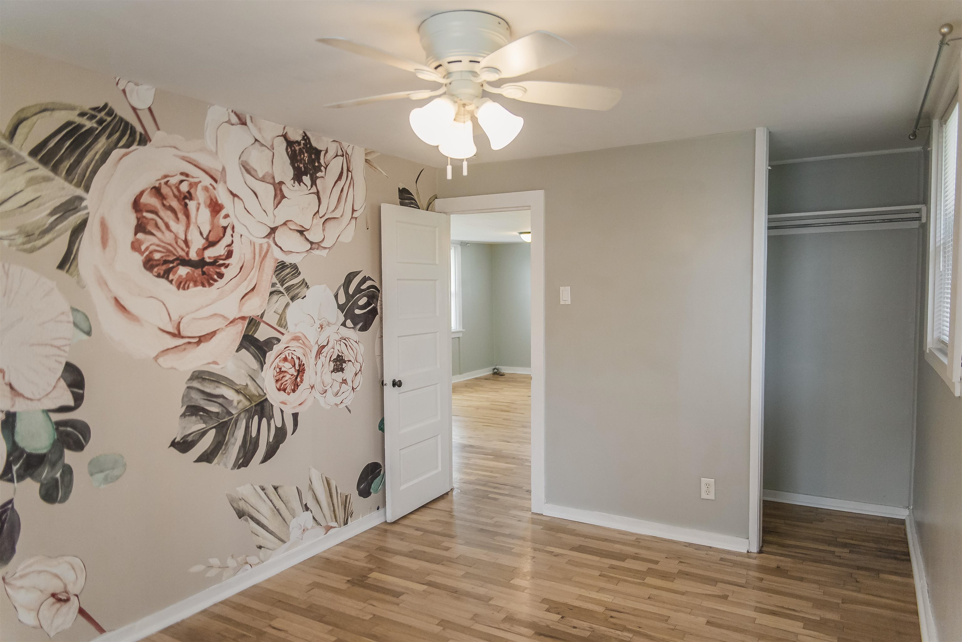 4th image of 3208 Harrison St, Quincy, IL 62301 | MLS# 100539071