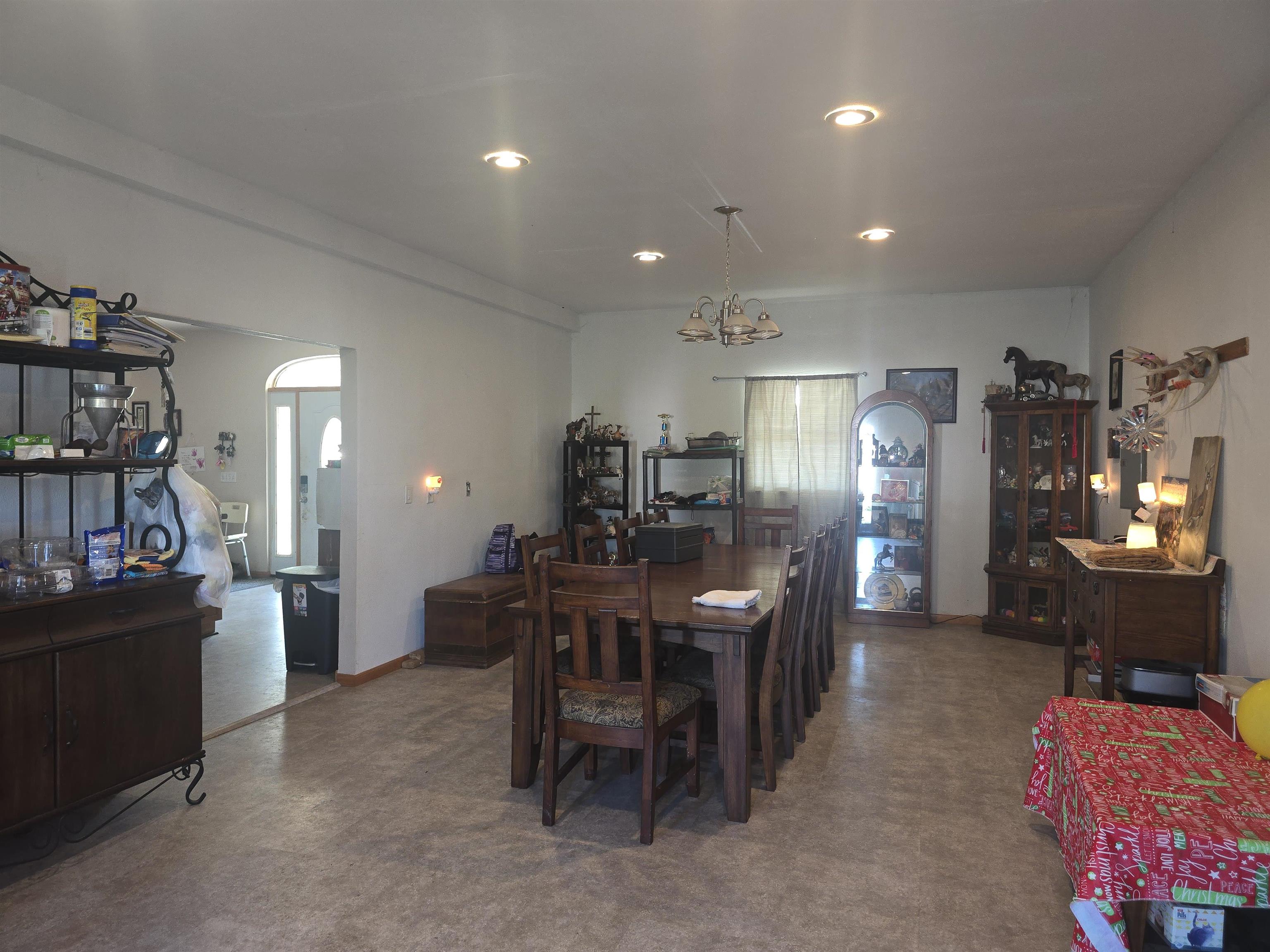4th image of 105 S Cedar St S, Bowen, IL 62316 | MLS# 100539075