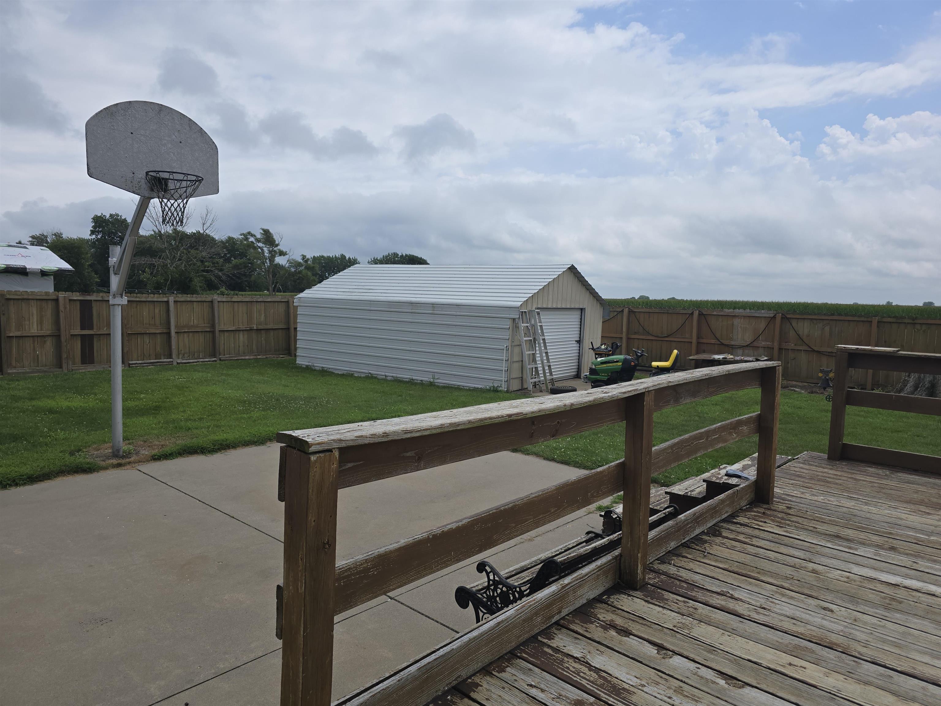 31st image of 57 W Main St, Carthage, IL 62321 | MLS# 100539085