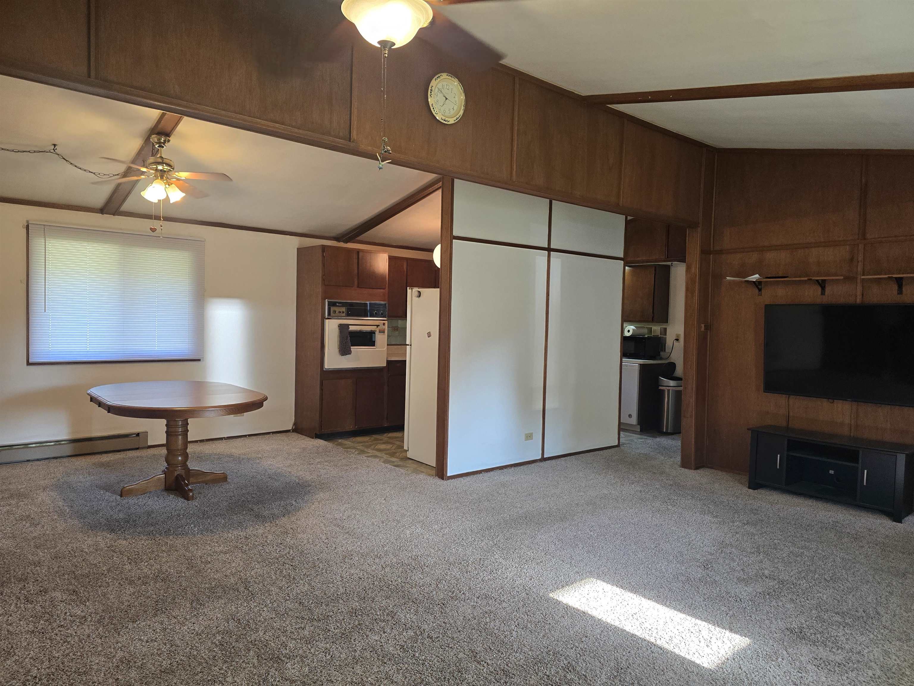 5th image of 319 Rogers Rd, Carthage, IL 62321 | MLS# 100539095