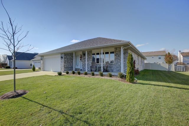 Homes for sale in Saint Joseph, IL | 403 N Cedar Dr, Saint Joseph, IL 61873 | MLS# 10139286