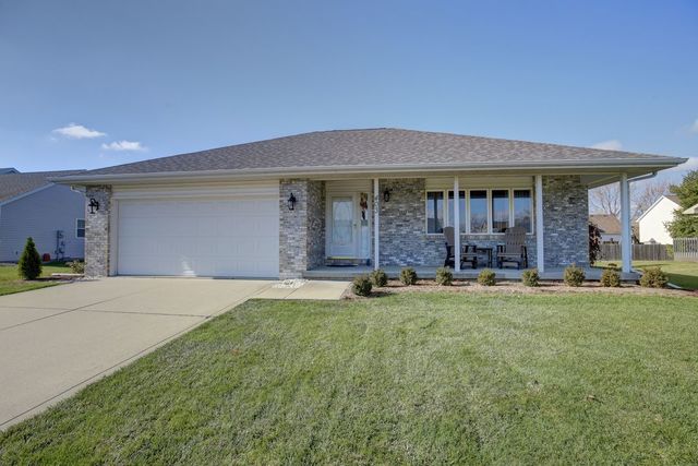 Homes for sale in Saint Joseph, IL | 403 N Cedar Dr, Saint Joseph, IL 61873 | MLS# 10139286