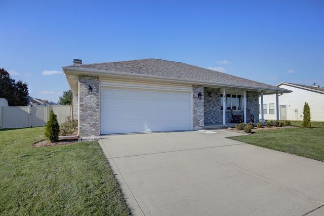 Homes for sale in Saint Joseph, IL | 403 N Cedar Dr, Saint Joseph, IL 61873 | MLS# 10139286